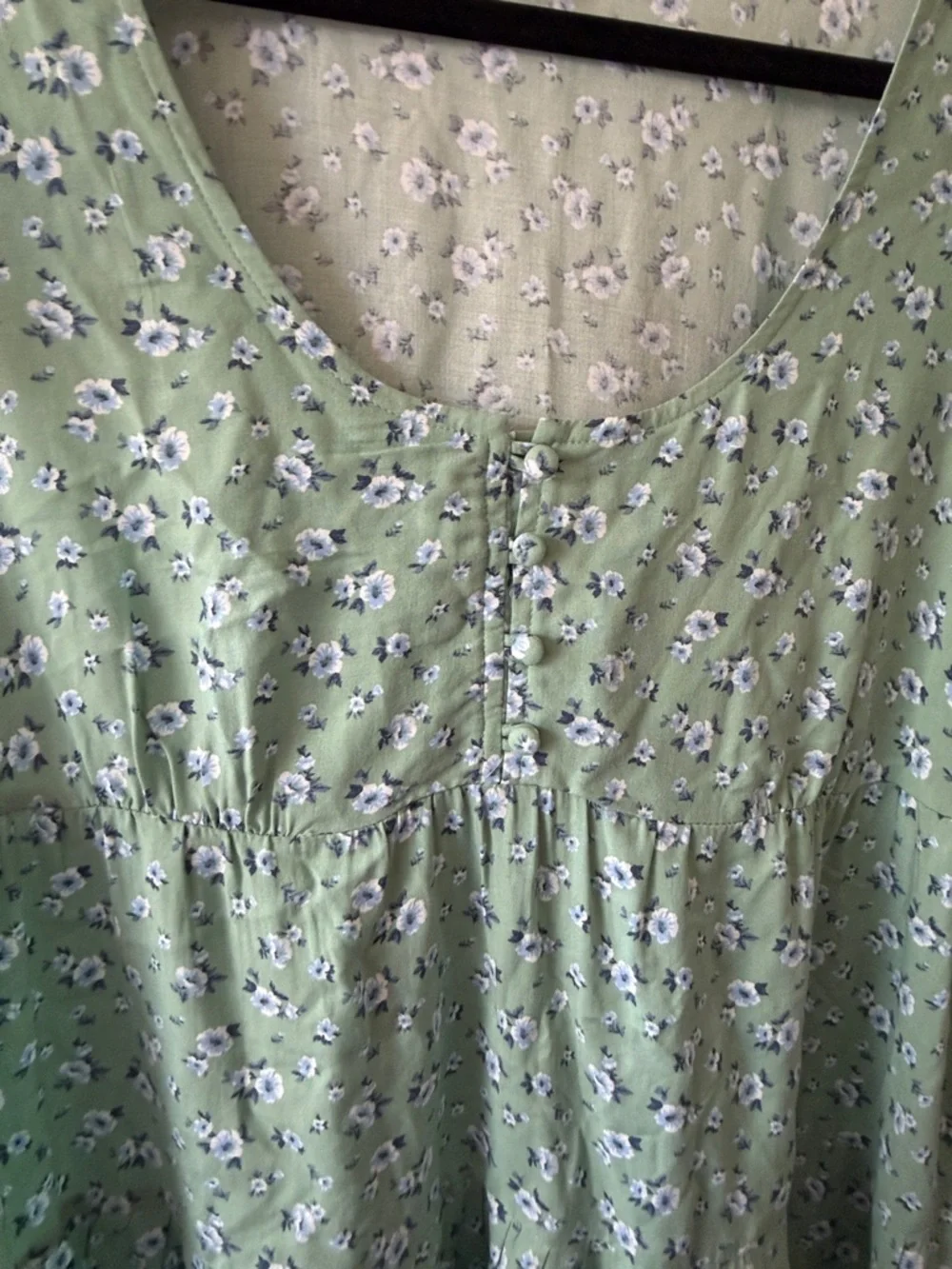 Aeropostale Light Green Floral Tiered Mini Dress size medium - Picture 5 of 7
